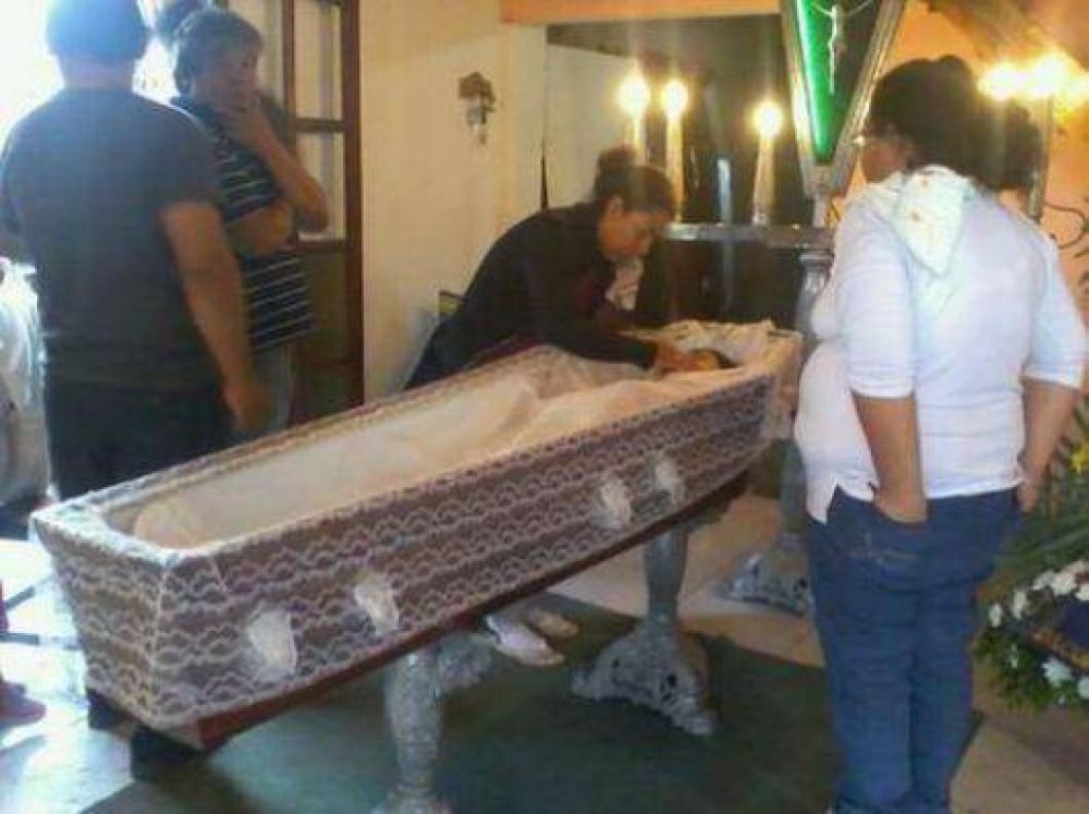 La familia apunta a la Polic�a como culpable