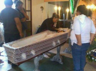 La familia apunta a la Polic�a como culpable