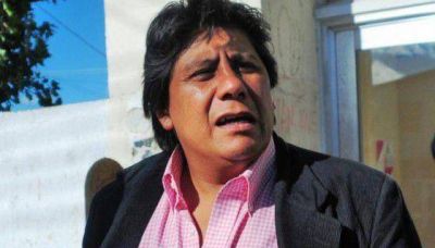 �Basta con recorrer alg�n barrio o hablar con un empleado municipal para contrastar ambos gobiernos�