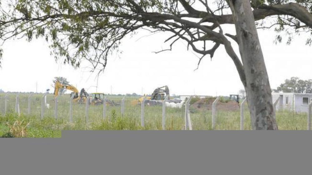 Ratifican que Monsanto debe suspender las obras en C�rdoba