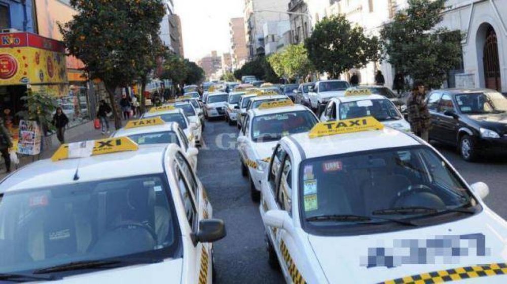 No quieren m�s taxis en manos de testaferros