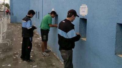 Contin�a la venta de entradas para el supercl�sico cordob�s