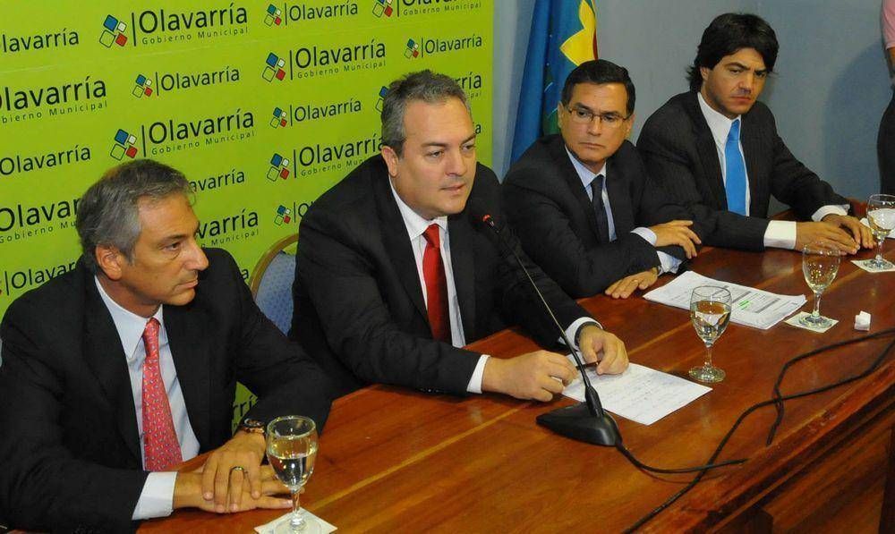 L�pez Mancinelli junto al Ministro Breitenstein en Olavarr�a