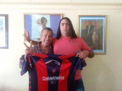 Con la idea de llevar el proyecto nacional a la cancha, llega �Unidos y Organizados por San Lorenzo� a La Plata