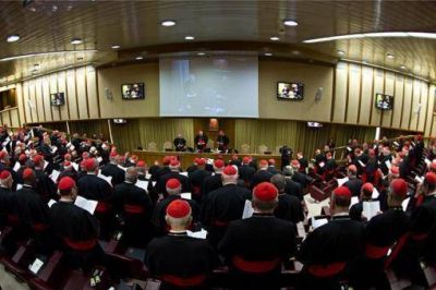 Los cardenales elegir�n al sucesor de Benedicto XVI sin un claro favorito y con divisiones