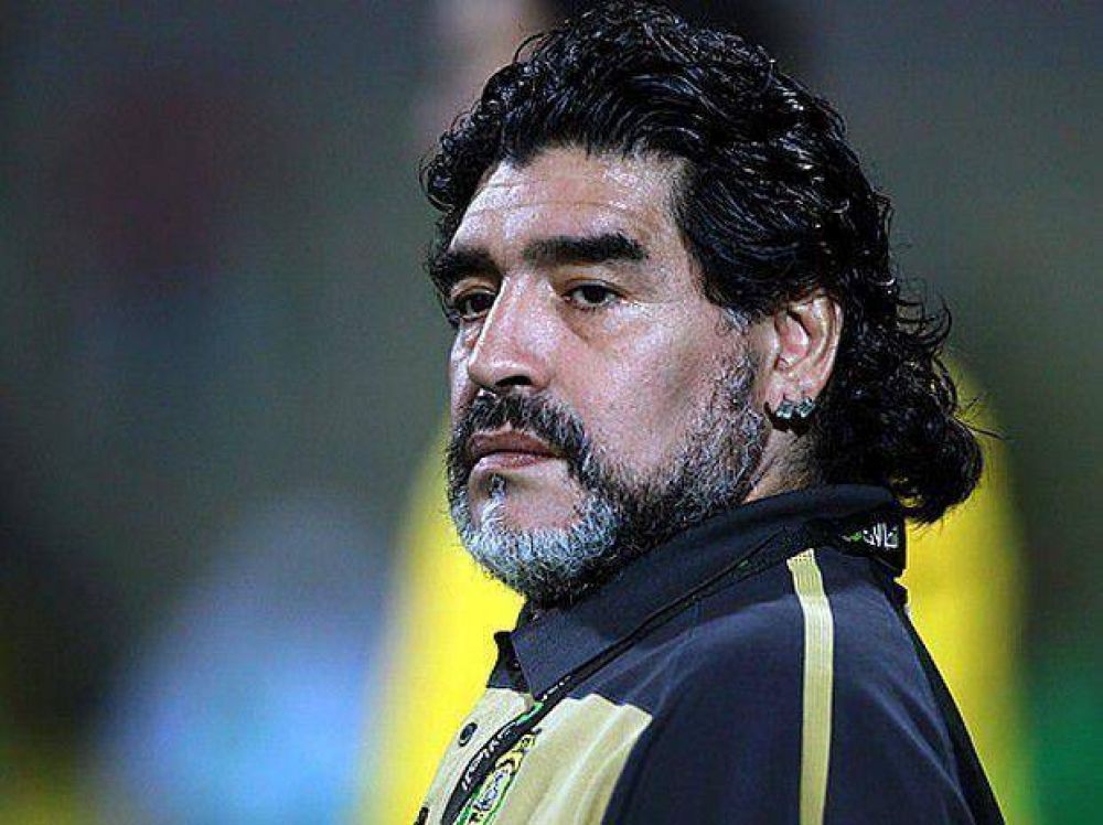 Maradona reconoce oficialmente a Dieguito Fernando