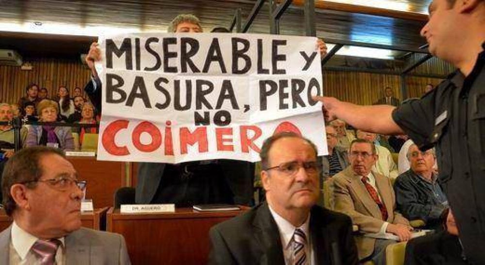 Acci�n penal y pedido de detenci�n para Ag�ero