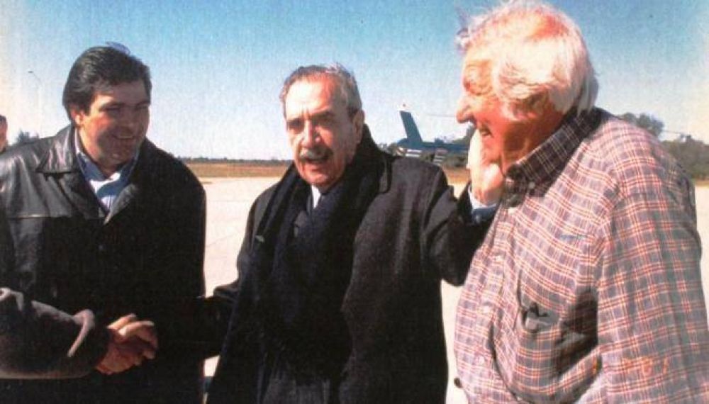 Peche homenaje� a Ra�l Alfons�n: "Ante los tiempos que vivimos, muchos argentinos hoy se dan cuenta de su grandeza"