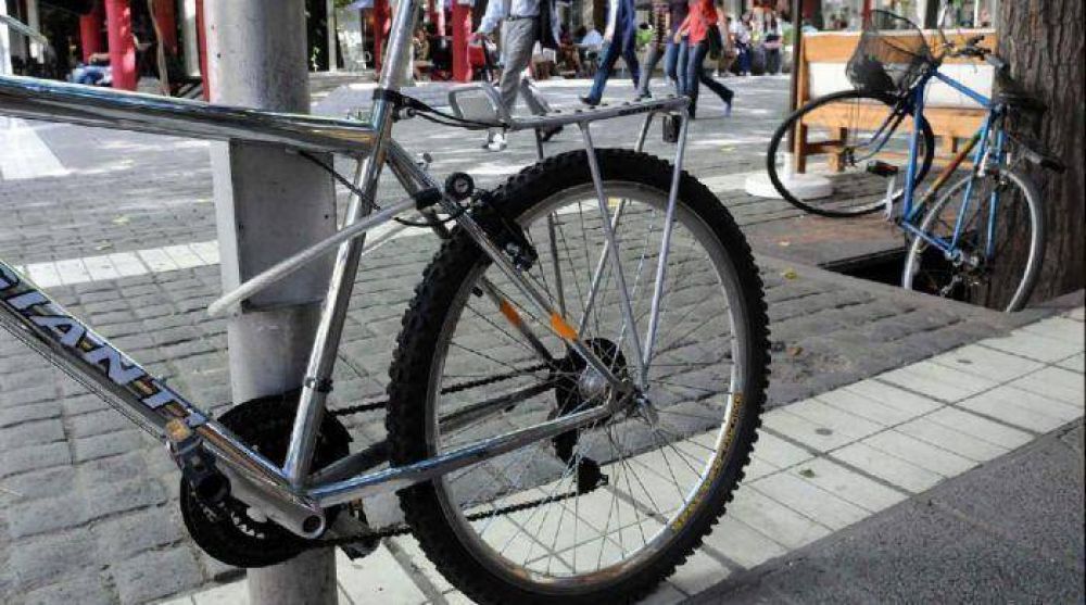 Hay m�s ciclov�as, pero faltan estacionamientos seguros