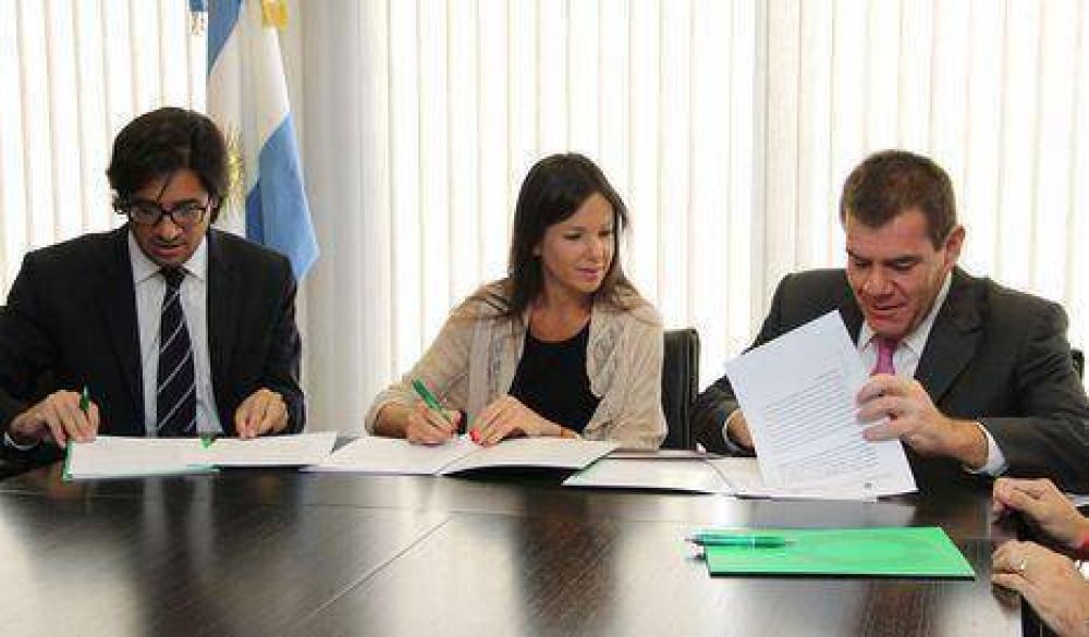 Firman protocolo de trabajo por Bot�n Antip�nico