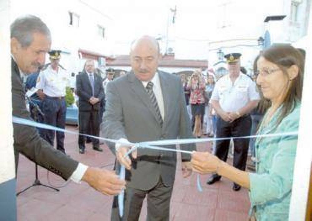 Inauguraron las nuevas obras en la Jefatura de Polic�a