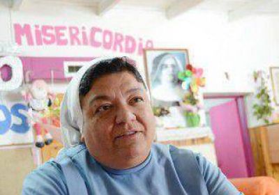 "Mi familia me inculc� ayudar al otro" 