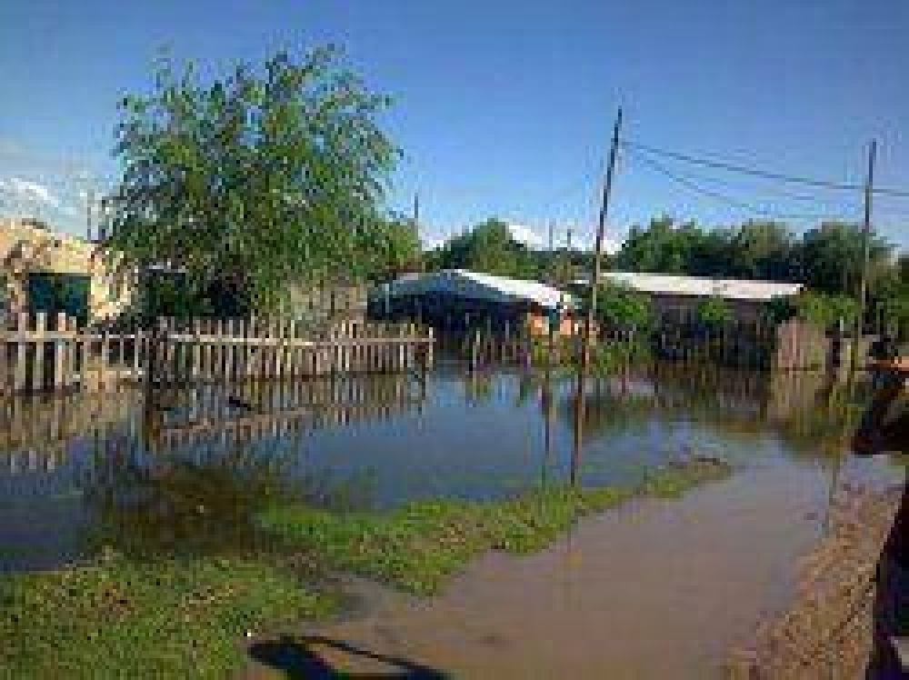 La lluvia persiste en el interior y durar�a hasta el fin de semana