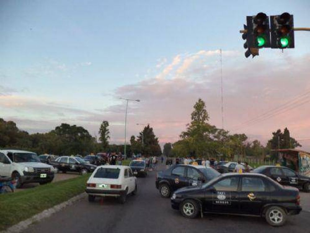 Cuarto intermedio hasta el lunes por las habilitaciones de taxis