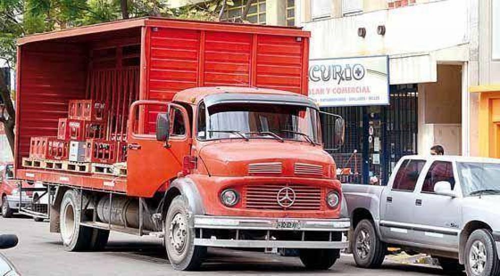 Cargas y descargas, el eterno conflicto