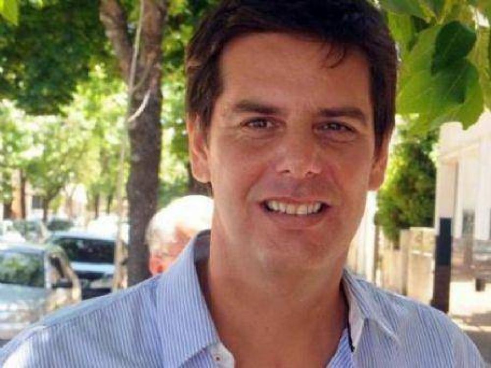 Gonzalo Atanasof: �Es ella o somos todos los que nos oponemos a las pol�ticas de Cristina�