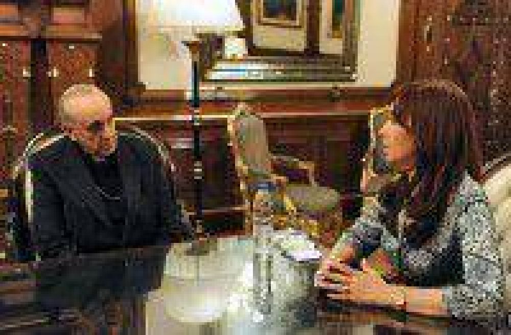 Cristina le envi� una carta de felicitaci�n a Bergoglio