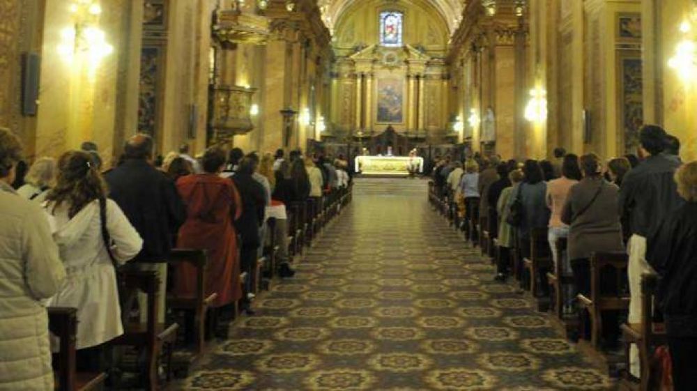La Compa��a de Jes�s y la Catedral, puntos de reuni�n