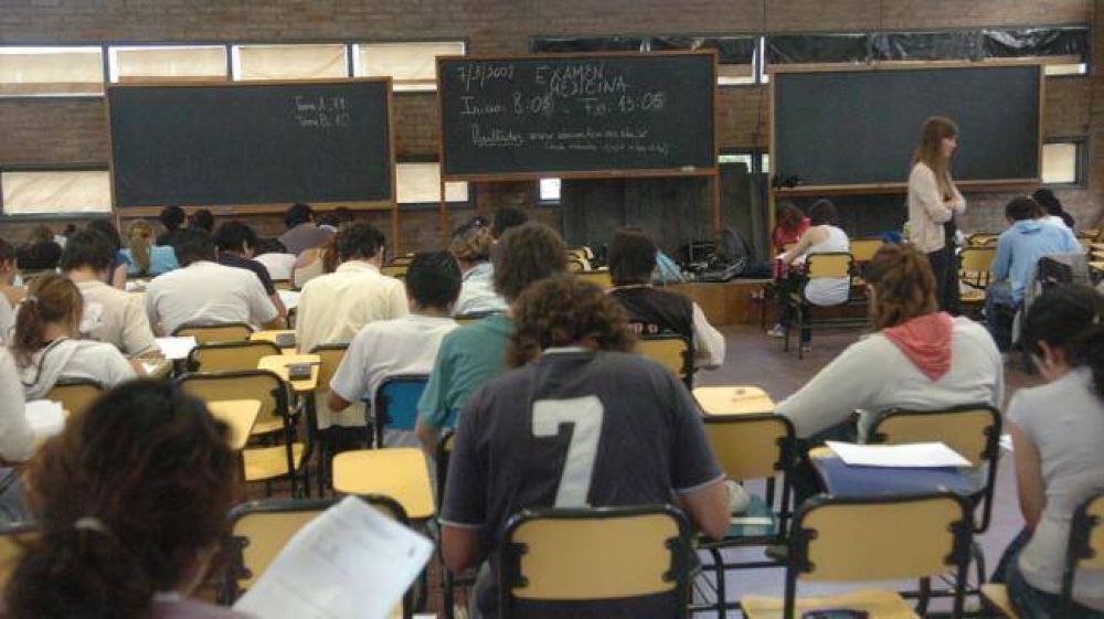 UNC: 679 alumnos ingresan a Medicina