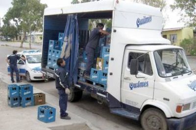 Con dos rev�lveres asaltan a repartidor frente a almac�n del norte de Trelew