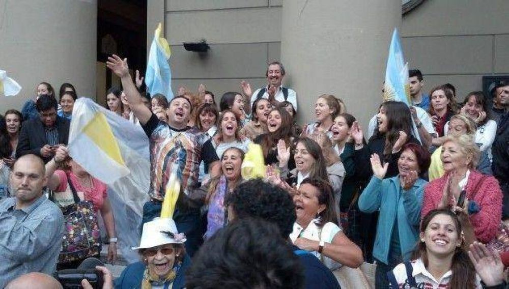 La Ciudad festeja a Francisco I