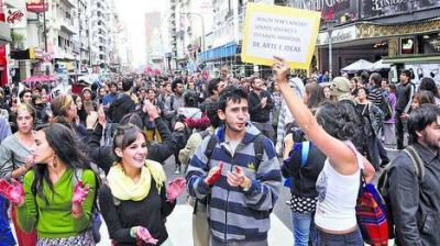 Centro Cultural San Mart�n: una sala sigue tomada, tras los incidentes con heridos de bala