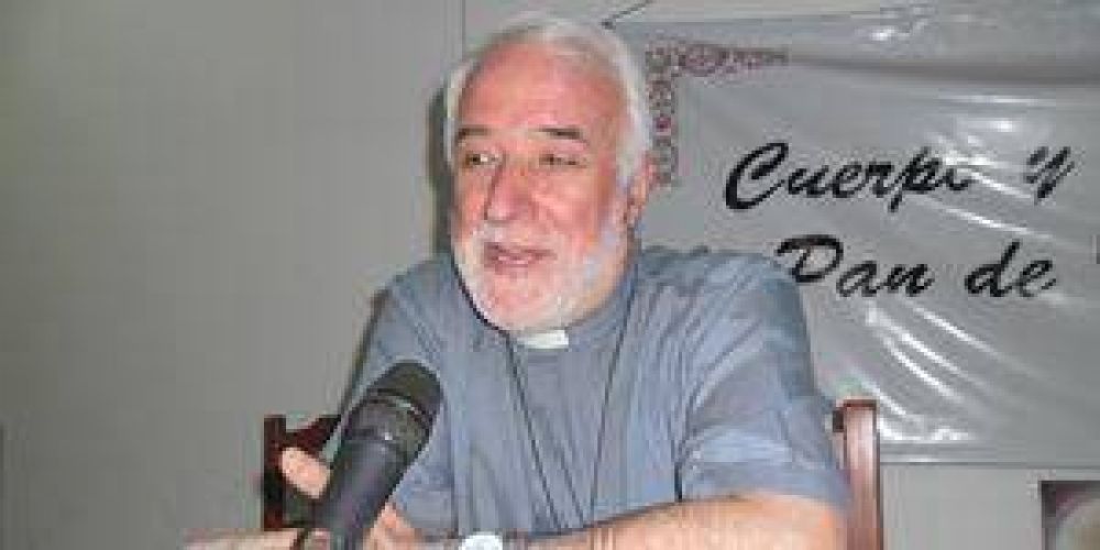 Conejero elogi� a Bergoglio