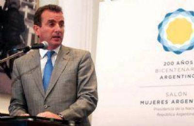 P�rez denunci� que la minera se manej� "irregularmente"