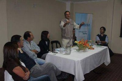 Dieron a conocer en Cerrillos el nuevo Estatuto Rural