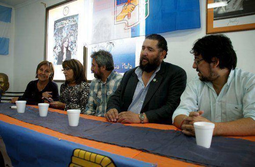 Barrientos present� su espacio con un fuerte mensaje de unidad peronista