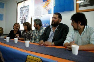 Barrientos present� su espacio con un fuerte mensaje de unidad peronista