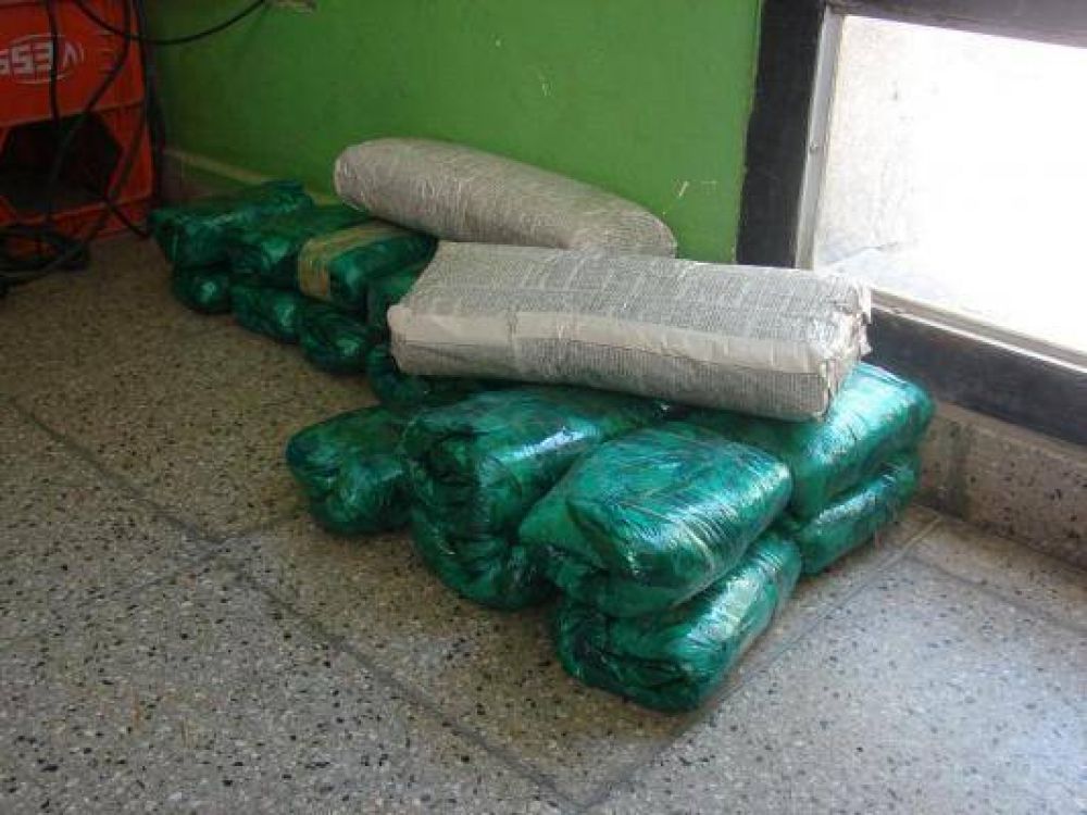Secuestran 130 Kg. de hojas de coca