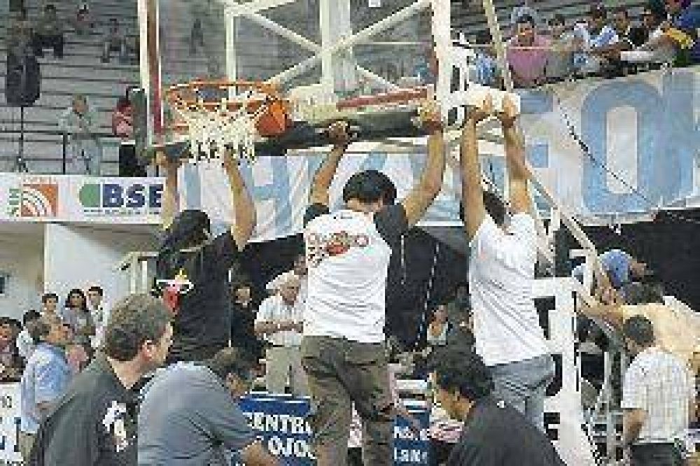 Ol�mpico perdi� por no poder cambiar un tablero