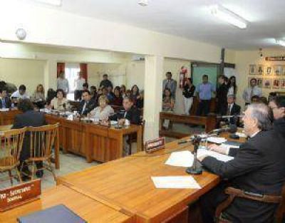 Nueva tarifa para radiotaxis y refrendan aumento de boleto