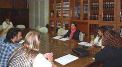 Aseguran que faltan en Necochea pol�ticas p�blicas para la ni�ez y adolescencia