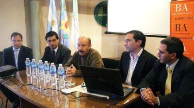 Se realiz� la jornada sobre Legislaci�n de Salud y Seguridad Laboral en Parques Industriales