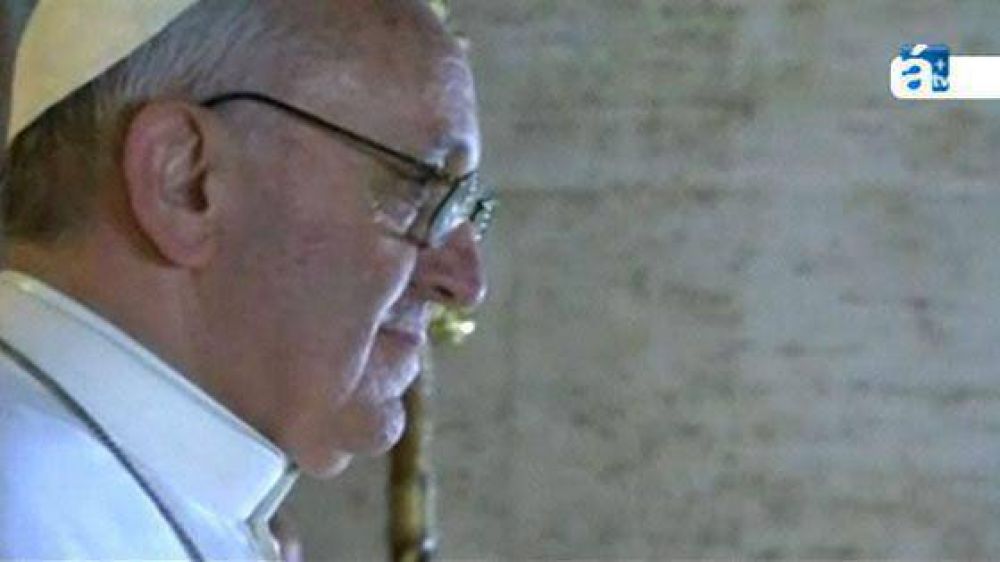 "Los cardenales fueron a buscar al nuevo pont�fice al fin del mundo"