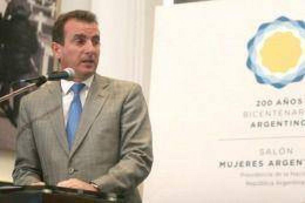 El gobernador de Mendoza se comprometi� a "estar junto a los trabajadores" de la minera Vale