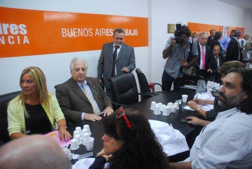 Paritarias: Scioli convoc� a los docentes para esta tarde