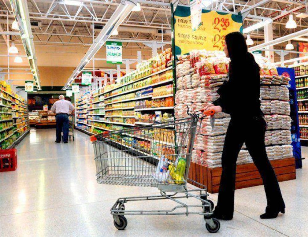 MasterCard eval�a bajar al 1% la comisi�n cobrada a comercios