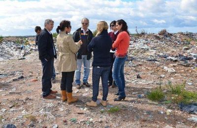 Funcionarios del BID visitaron el viejo basural