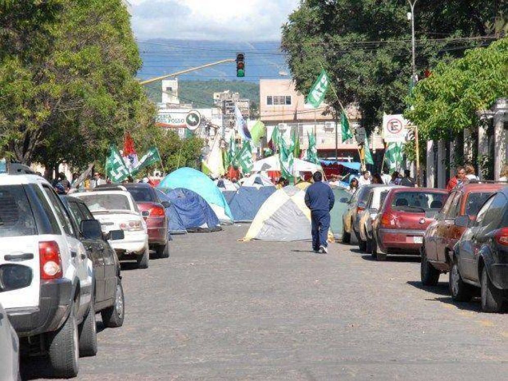  �Los cortes de calles y acampes son una metodolog�a obsoleta