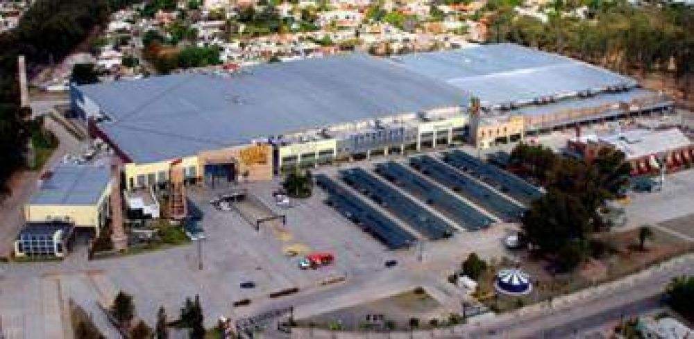 Avances y tratamiento en la implementaci�n de la ley de Grandes Superficies Comerciales