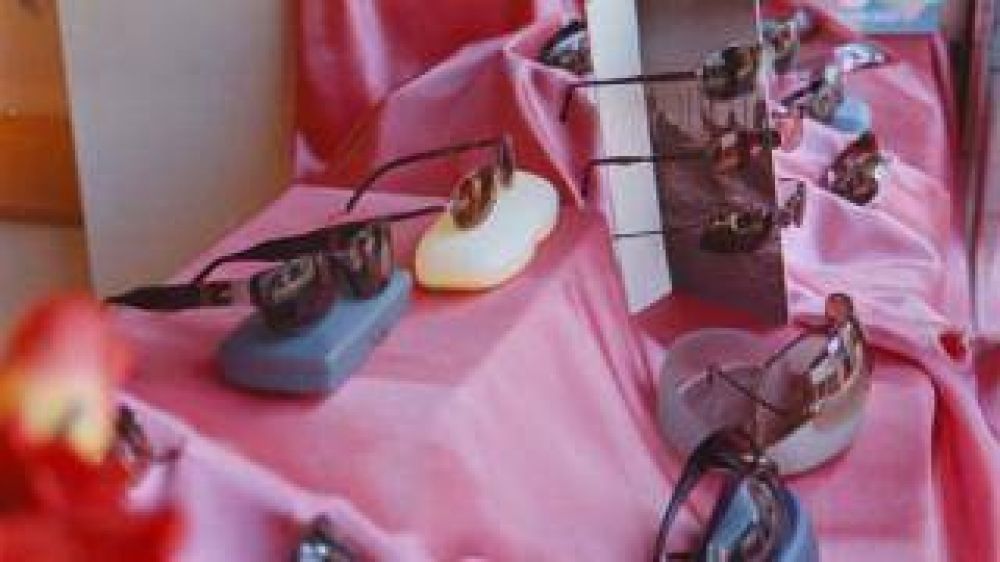 Ante la falta de insumos, aument� el precio de los lentes recetados