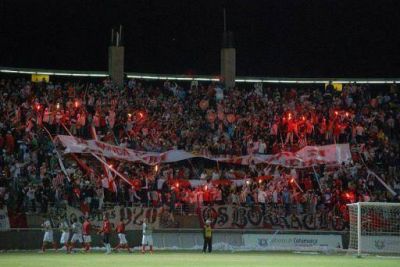 �Leones� y �Santos�, en el cl�sico catamarque�o