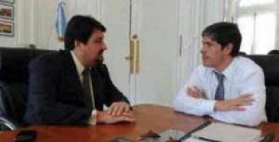Reunidos, Closs y Abal Medina analizaron temas de gesti�n y pol�tica