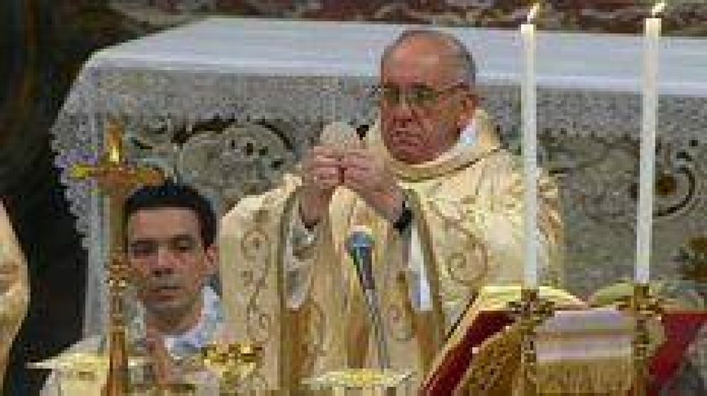 Francisco reclam� una Iglesia activa y comprometida