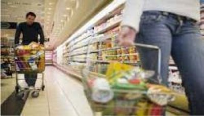�Las grandes cadenas cumplen el acuerdo de precios en Santa Fe�