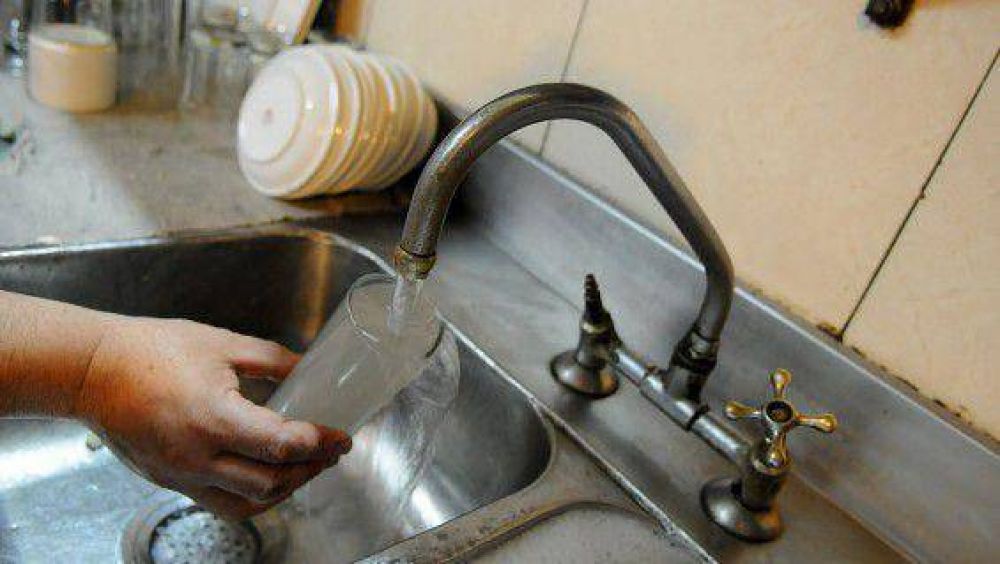 A secas: hoy empiezan los cortes de agua en Gran Mendoza
