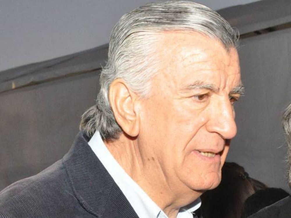 Gioja quiere viajar a la asunci�n del Papa, pero no cree que CFK lo invite